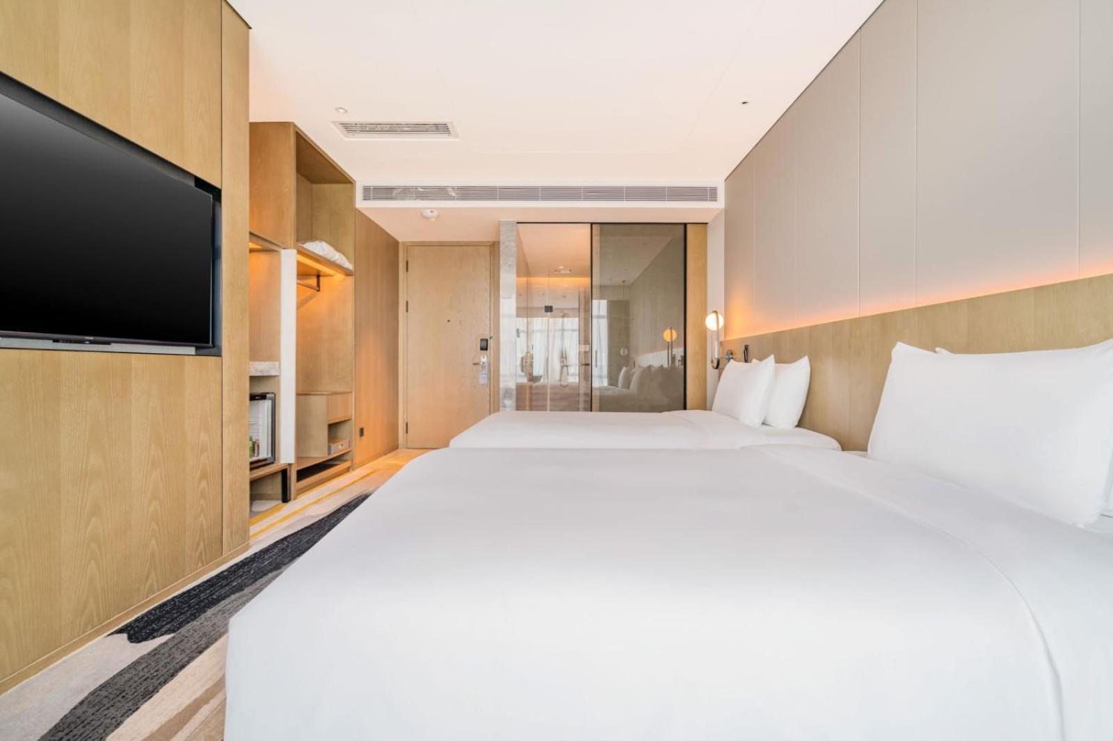 Hotel Radisson Hotel, Daxing Airport 4*