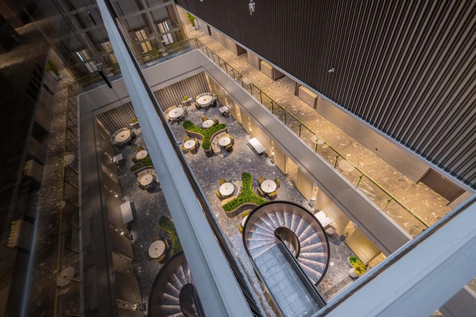 Radisson Hotel, Daxing Airport 4*