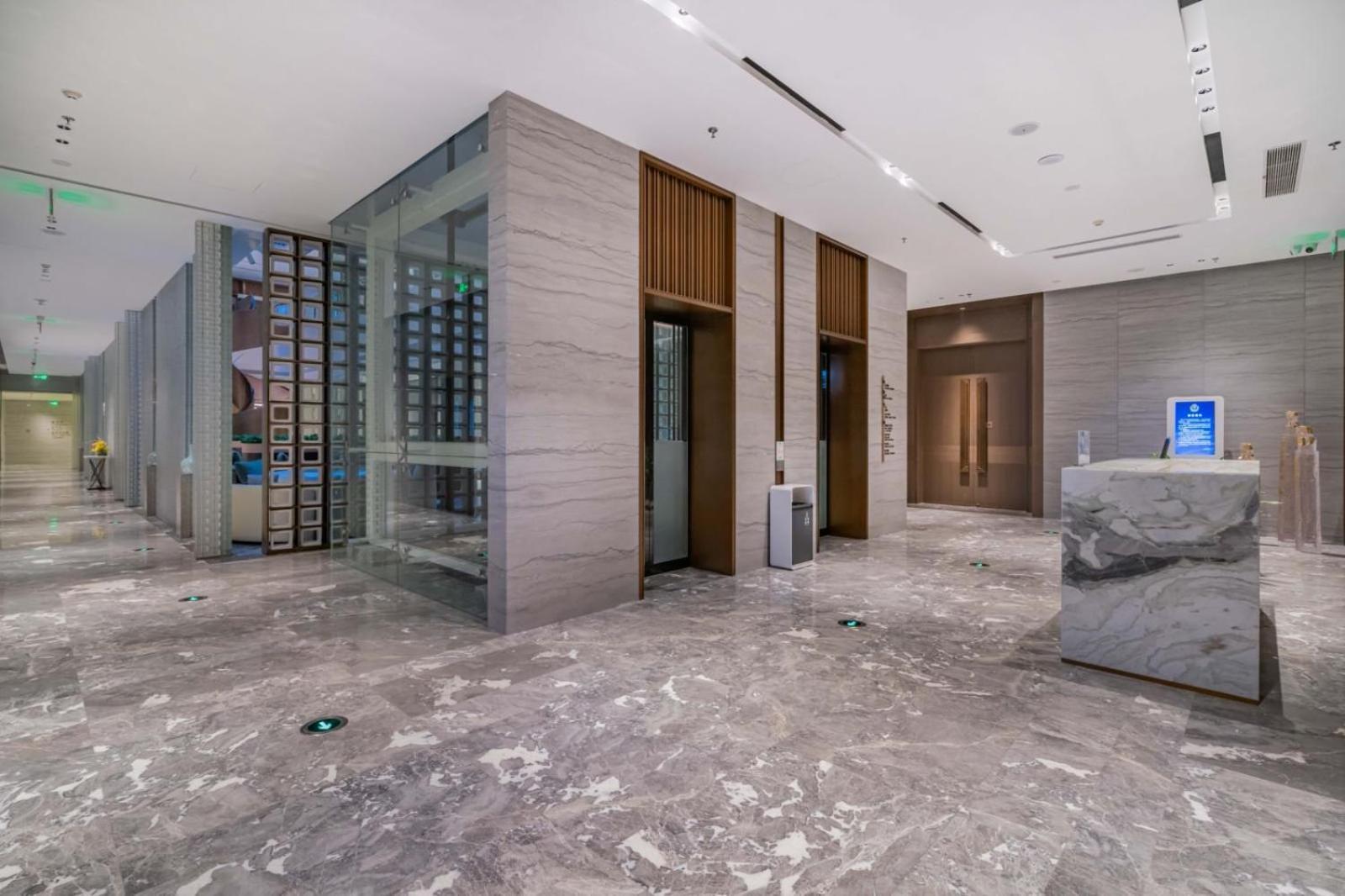 Hotel Radisson Hotel, Daxing Airport 4*