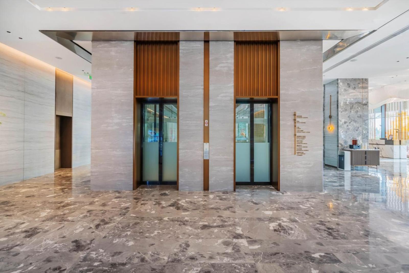 Radisson Hotel, Daxing Airport 4*